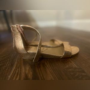 Steve Madden rose gold sandals